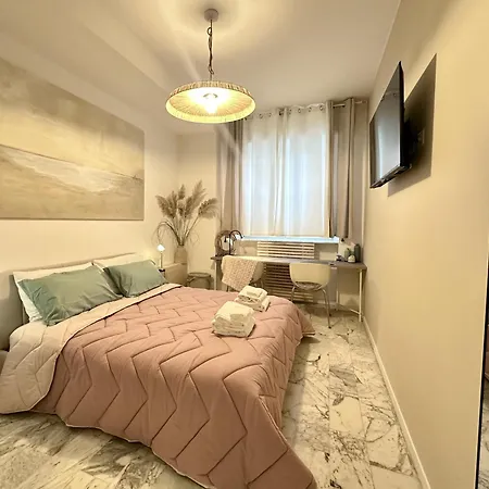 Urban Charme בית הארחה