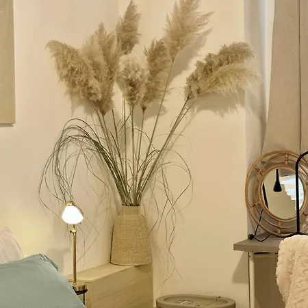 Πανσιόν Urban Charme 3*