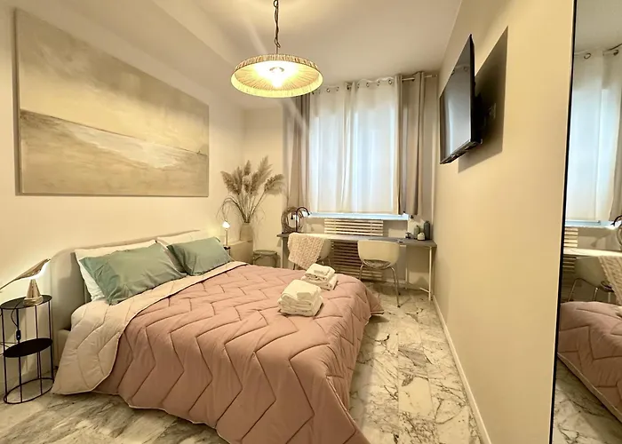 Urban Charme בית הארחה