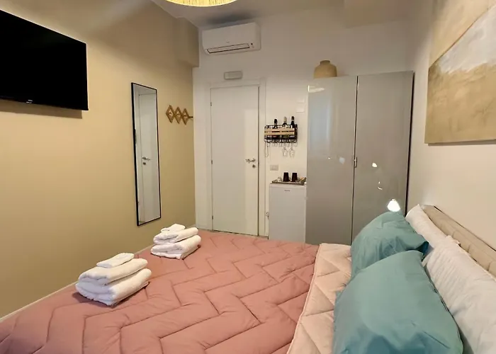 Urban Charme בית הארחה